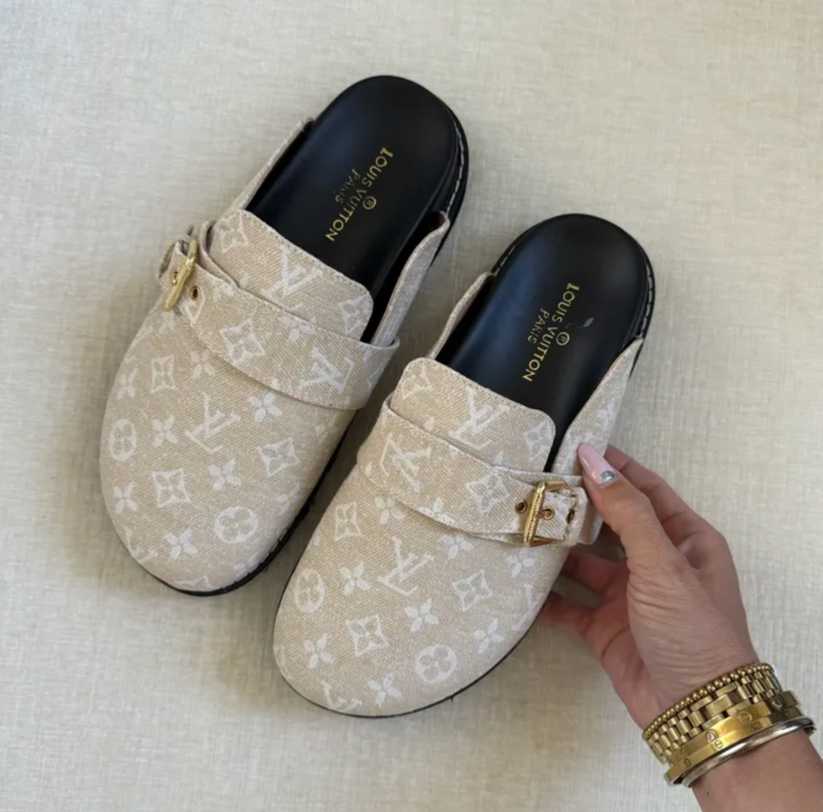LOUIE CLOGGS