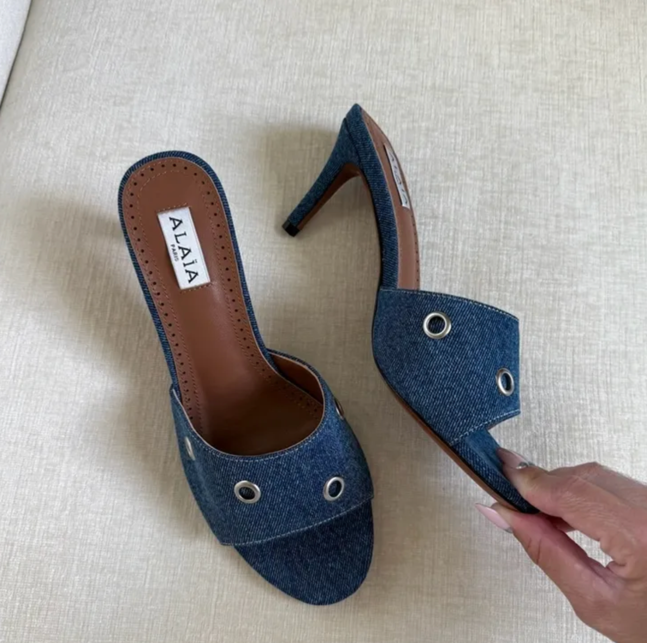 ALI JEANS HEELS